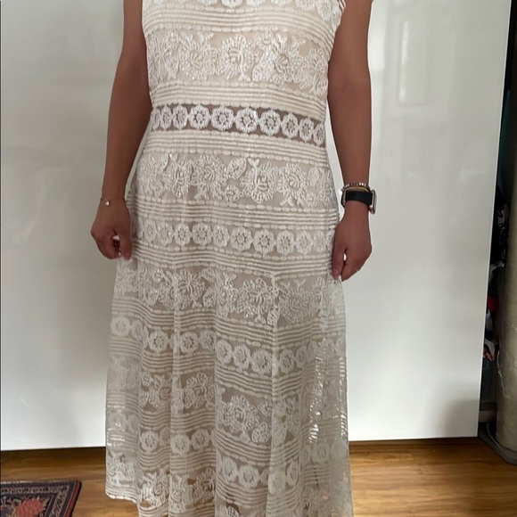 Tadashi White Silk and Lace Dress - Picture 5 of 6